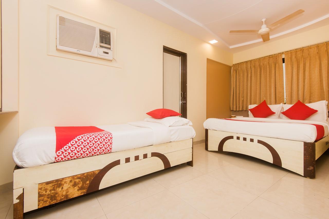 Hotel Kalpana Palace, Мумбай Екстериор снимка